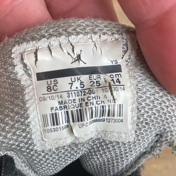 Jordan Dub Zero BT Toddler Size 8 Black Gray - Picture 5 of 8